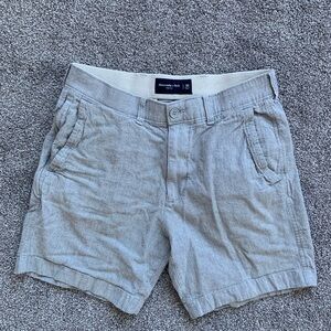 Abercrombie & Fitch Gray Flat Front Men Shorts